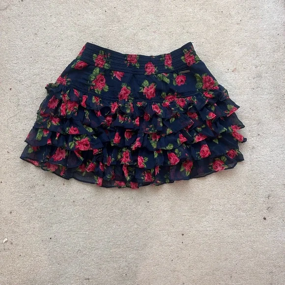Abercrombie Skirt - Picture 4 of 8